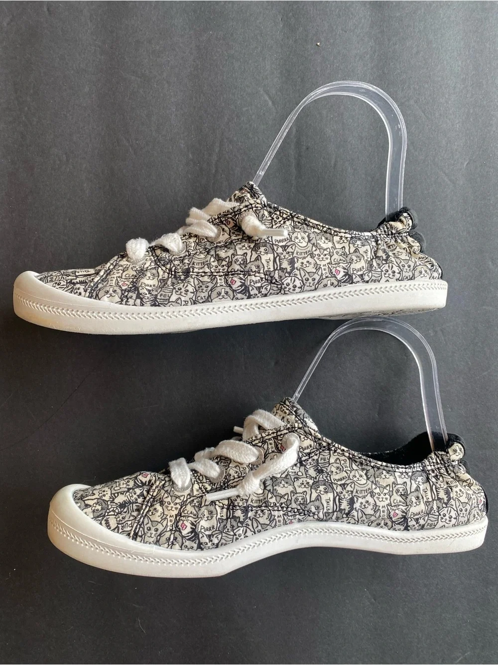 Bobs for Dogs and Cats Beach Bingo - Purr Party Slip-On Casual Sneakers 6.5